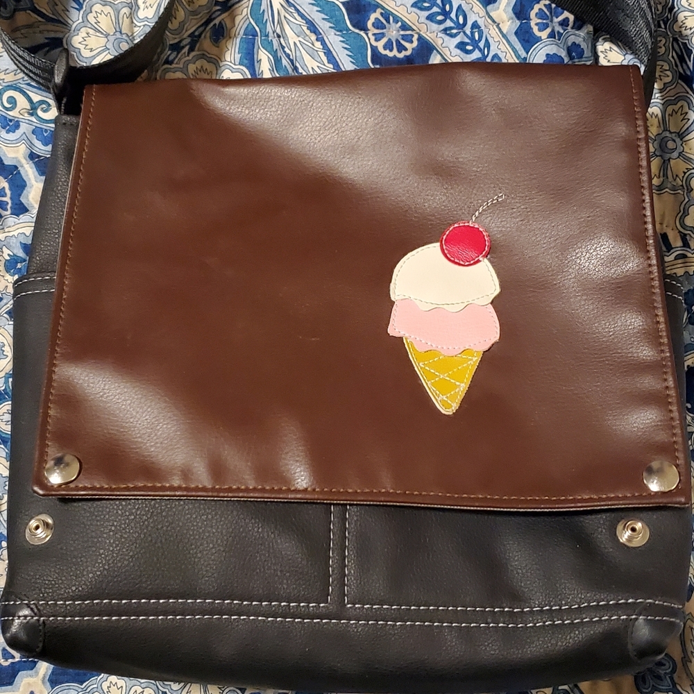Queen Bee Creations Truckette Ice Cream Cone